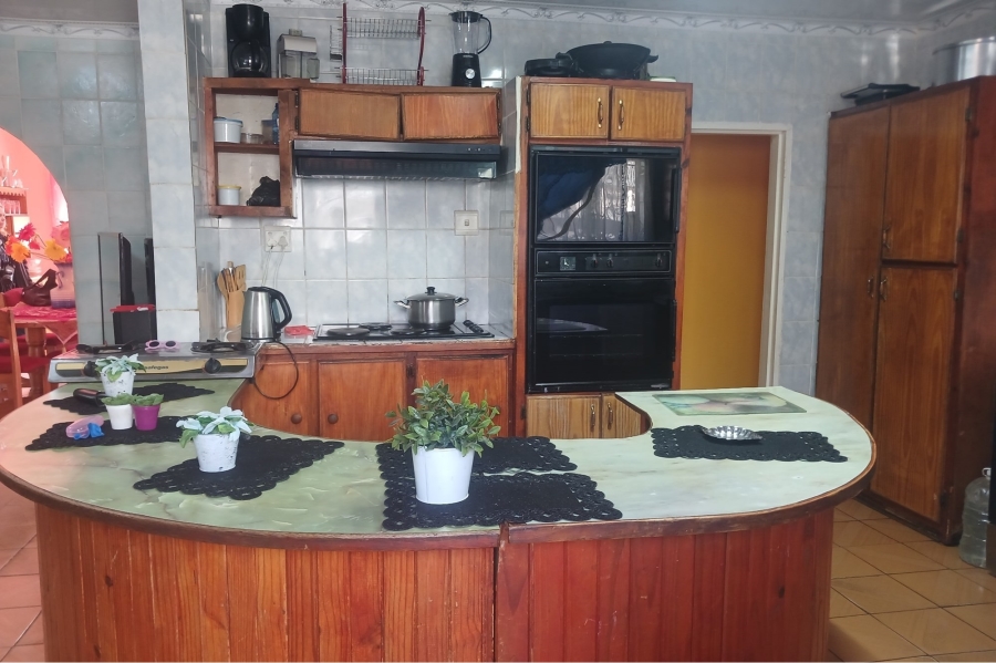 4 Bedroom Property for Sale in Roodepan Northern Cape